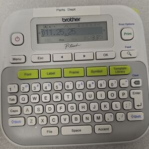 Brother P-touch Label Maker Used Excellent Working Condition